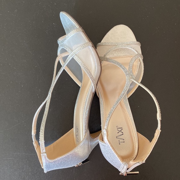 Taxi Dress Sandal - Picture 4 of 7